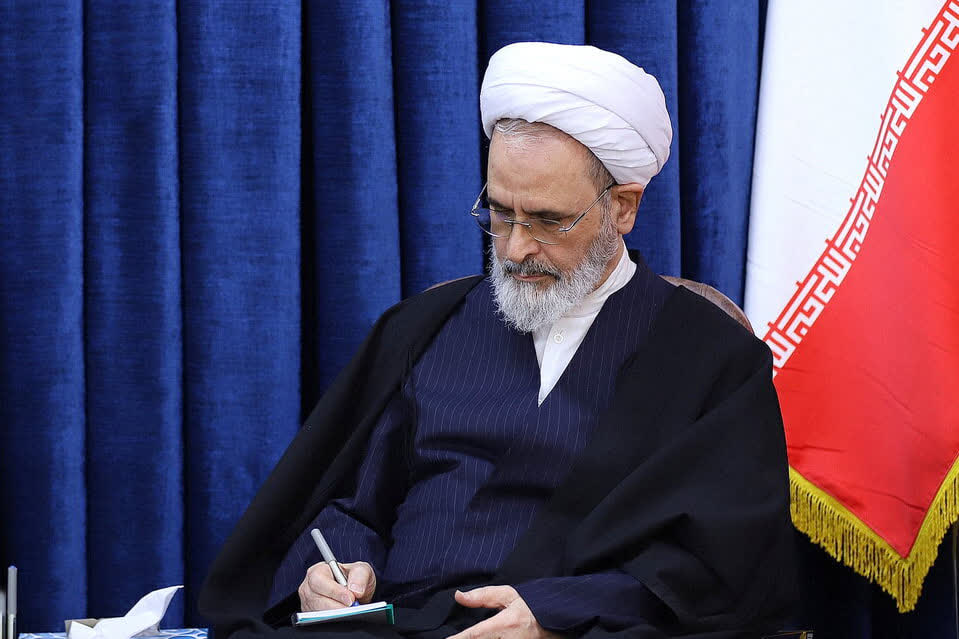 بیانیه آیت‌الله اعرافی در پی حمله تروریستی به نمازگزاران شیعه پاکستان