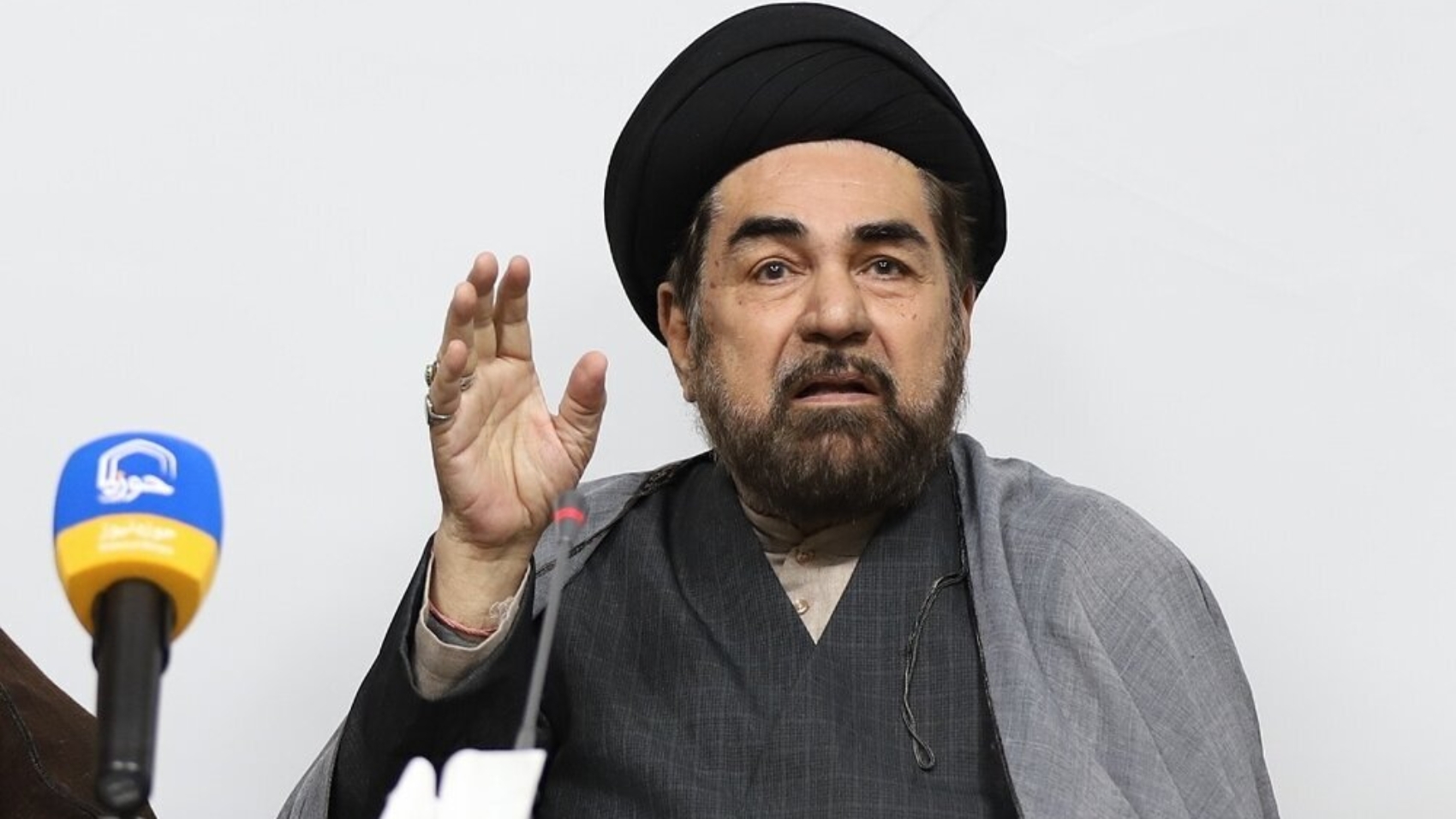 3220553