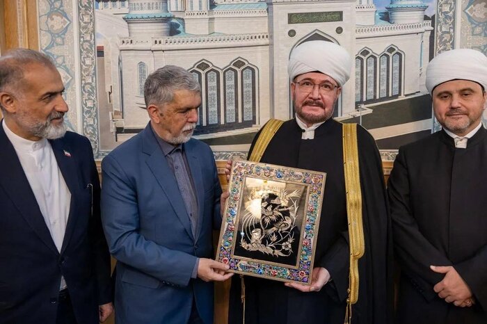 احترام به ادیان ضامن بقای هر حکومت است