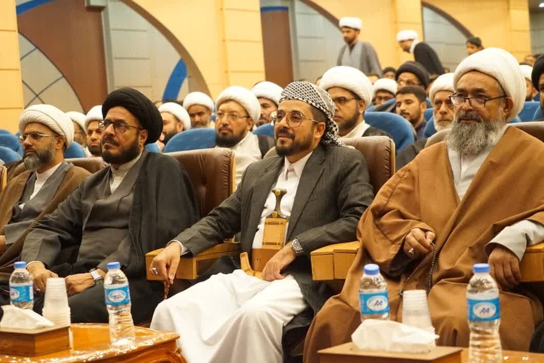 پاکستانی های مقیم قم، یاد و نام شهدای مقاومت را گرامی داشتند