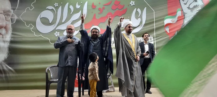 انقلاب حجاب: خوانشی تحلیلی از مبارزه هویت در آذربایجان